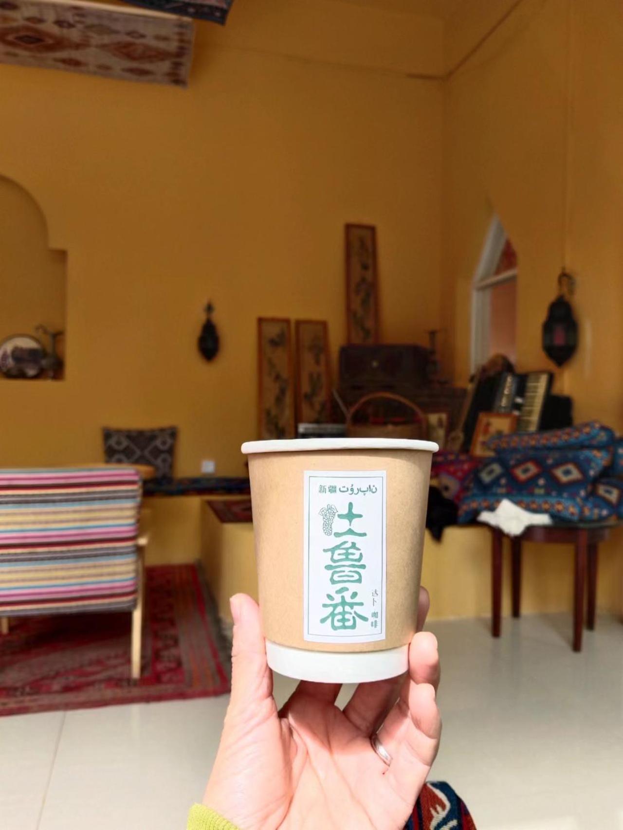 New Dap Hostel Turpan Eksteriør bilde